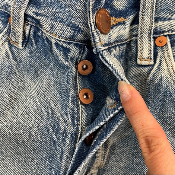 NWT Blank NYC Distressed High Rise Denim Short - Picture 9 of 13